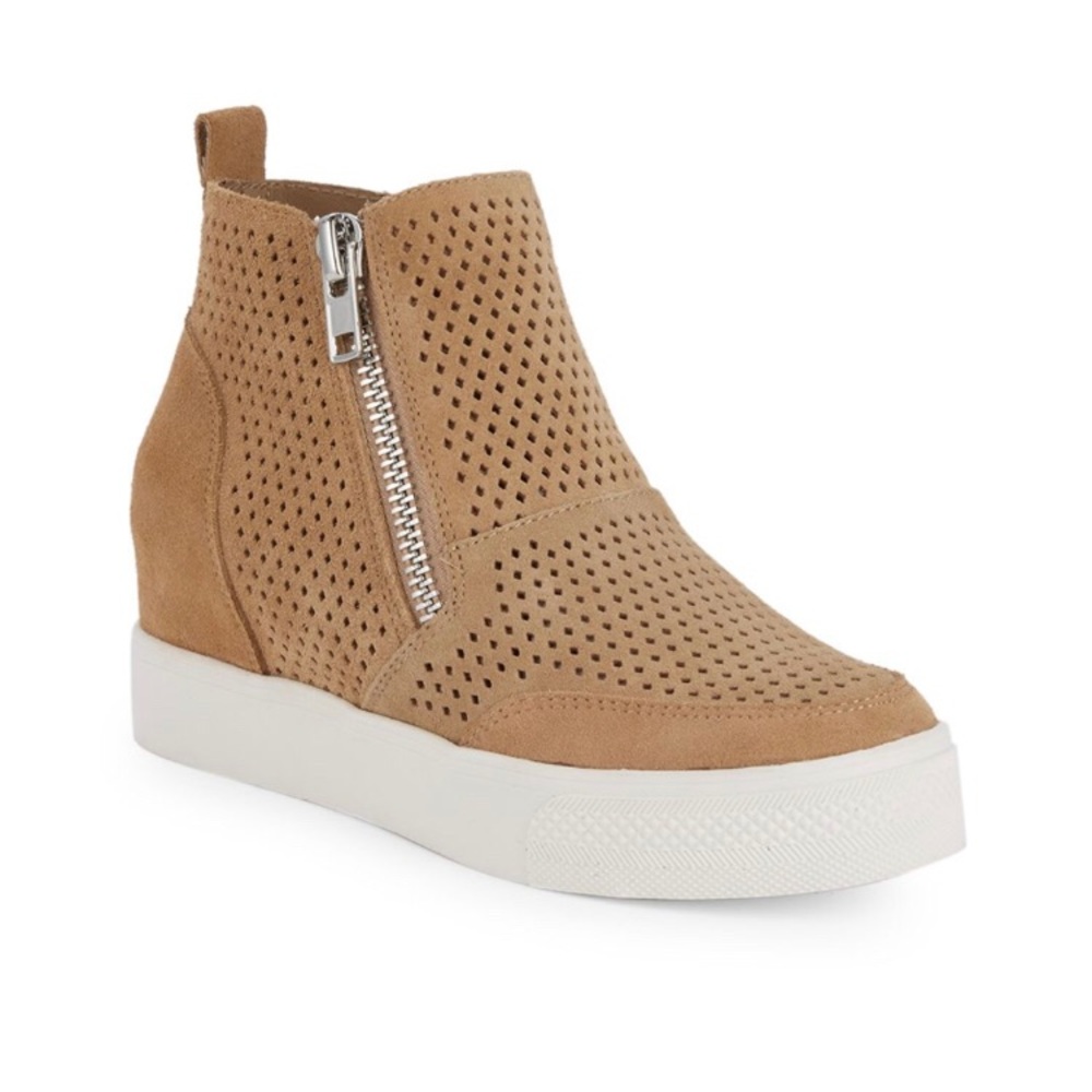 steve madden wedgie sneakers